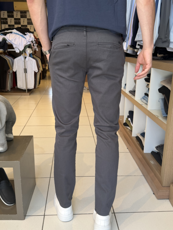 Calça Ogochi Chumbo - Marfim Moda Masculina