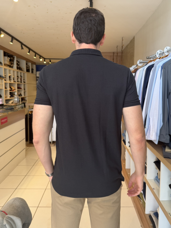 Polo Momentus Preta Masculina - Marfim Moda Masculina