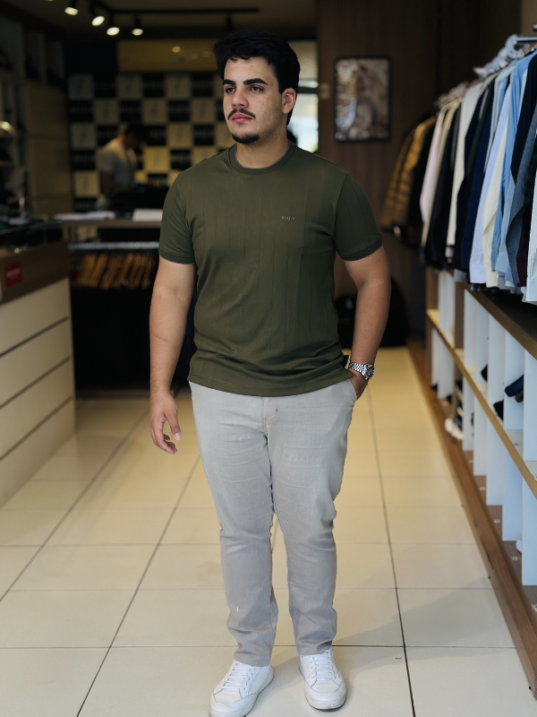 Camiseta Suede Texturizada - Marfim Moda Masculina